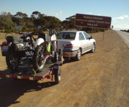 Easy Trailer road trip